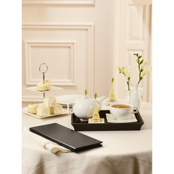 Tava din abanos pentru servit ceaiul Tribeca Contoured Tray - Tea Forte Produse 70,00 lei