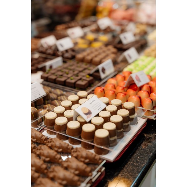 Cutie Cupid’s Pralines cu praline belgiene Valentino 340g Produse 134,00 lei