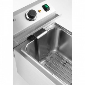 Friteuza electrica profesionala MasterCook 8l, corp inox, termostat reglabil 0-195°C, 3500W