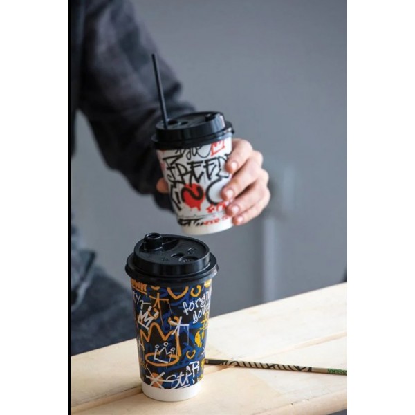 Capace negre, D90, cu orificiu baut si pai, 12oz si 16oz, 50buc Produse 6,05 lei